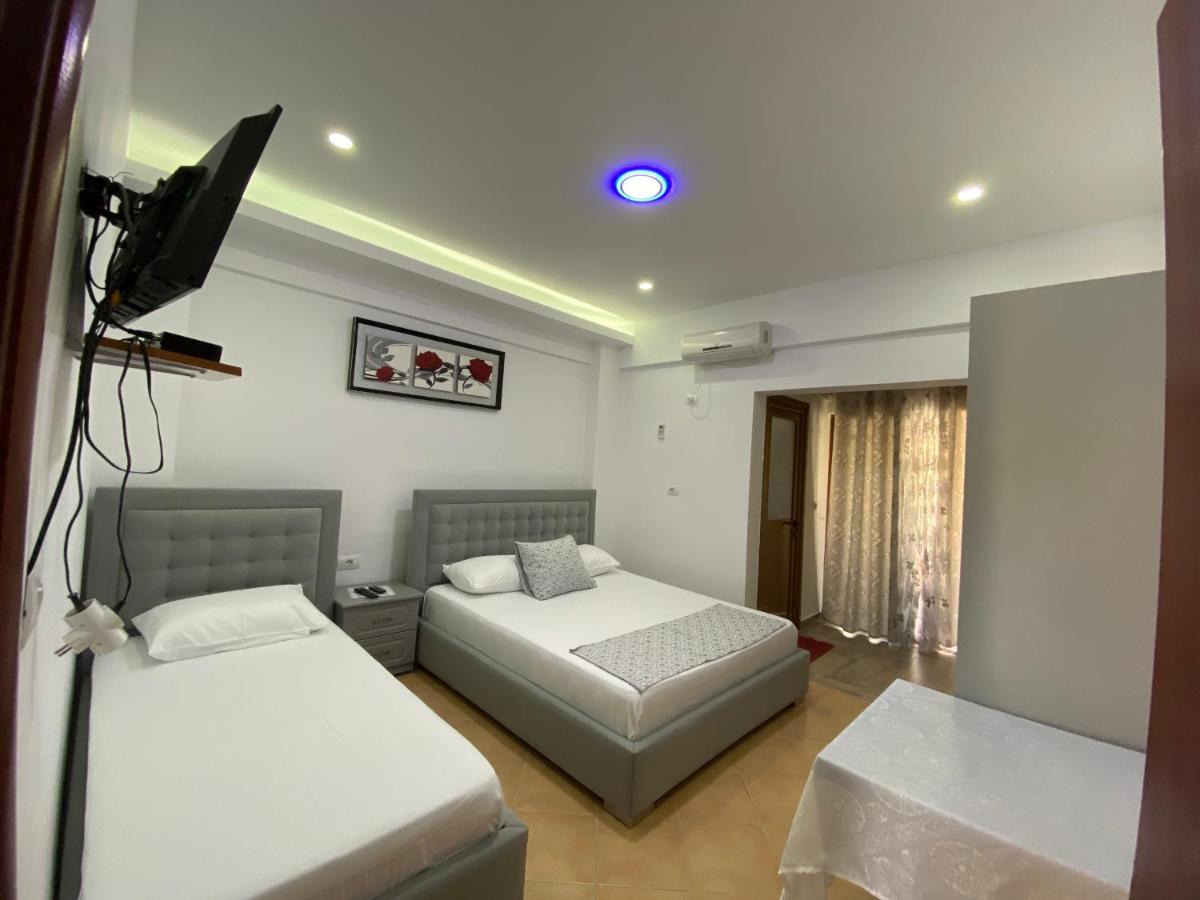 Eraldo Brahimi Apartaments Εξαμίλιο Εξωτερικό φωτογραφία