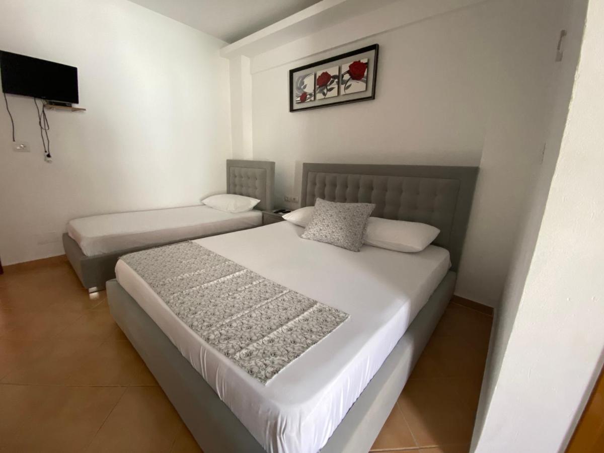 Eraldo Brahimi Apartaments Εξαμίλιο Εξωτερικό φωτογραφία