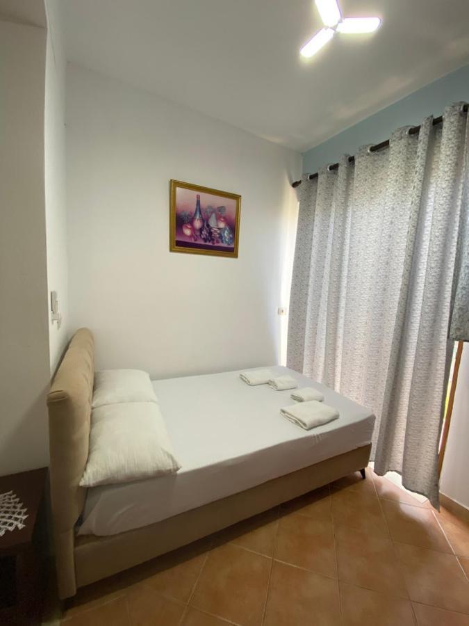 Eraldo Brahimi Apartaments Εξαμίλιο Εξωτερικό φωτογραφία