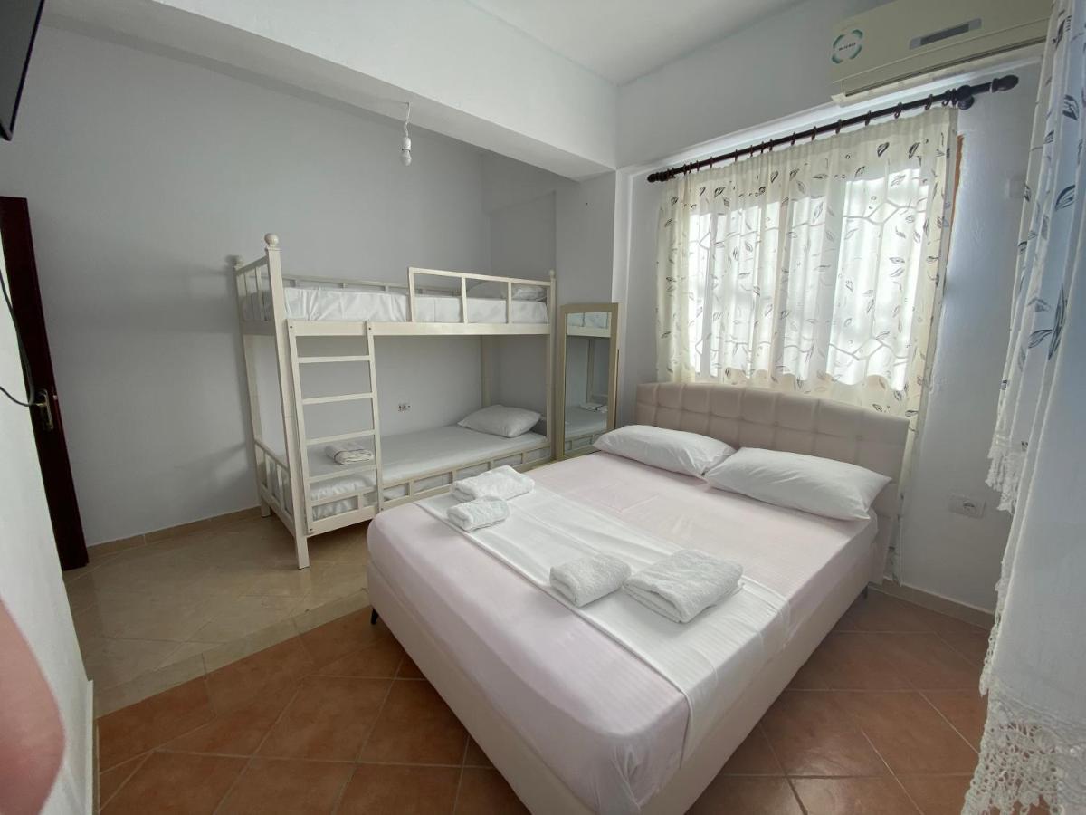 Eraldo Brahimi Apartaments Εξαμίλιο Εξωτερικό φωτογραφία