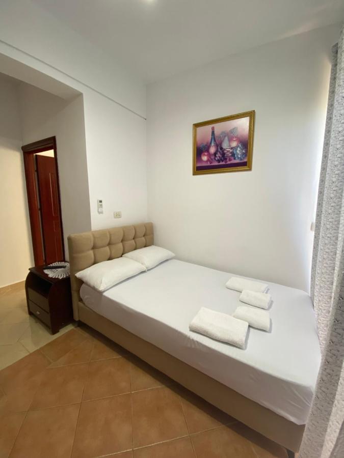 Eraldo Brahimi Apartaments Εξαμίλιο Εξωτερικό φωτογραφία