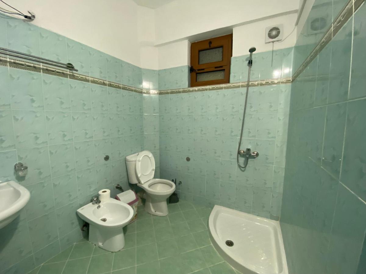 Eraldo Brahimi Apartaments Εξαμίλιο Εξωτερικό φωτογραφία