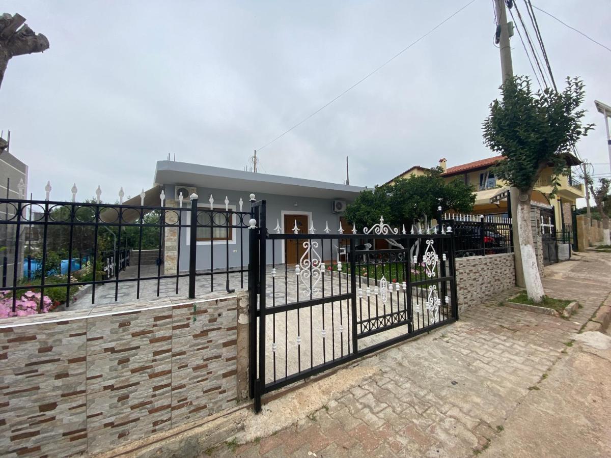 Eraldo Brahimi Apartaments Εξαμίλιο Εξωτερικό φωτογραφία
