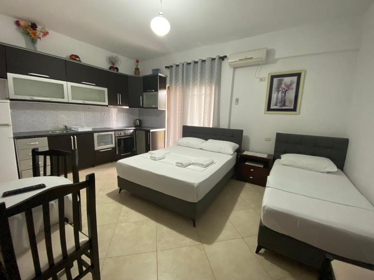 Eraldo Brahimi Apartaments Εξαμίλιο Εξωτερικό φωτογραφία